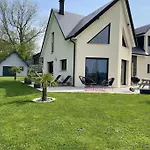 Holiday home Maison Chaleureuse Au Calme