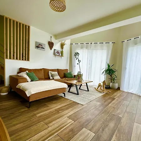 Maison Chaleureuse Au Calme